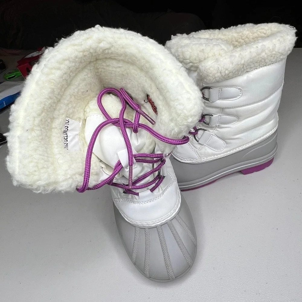 Cat & Jack Kids White Gray Purple Thermolite Insulated Snow Boots Size‎ 1
